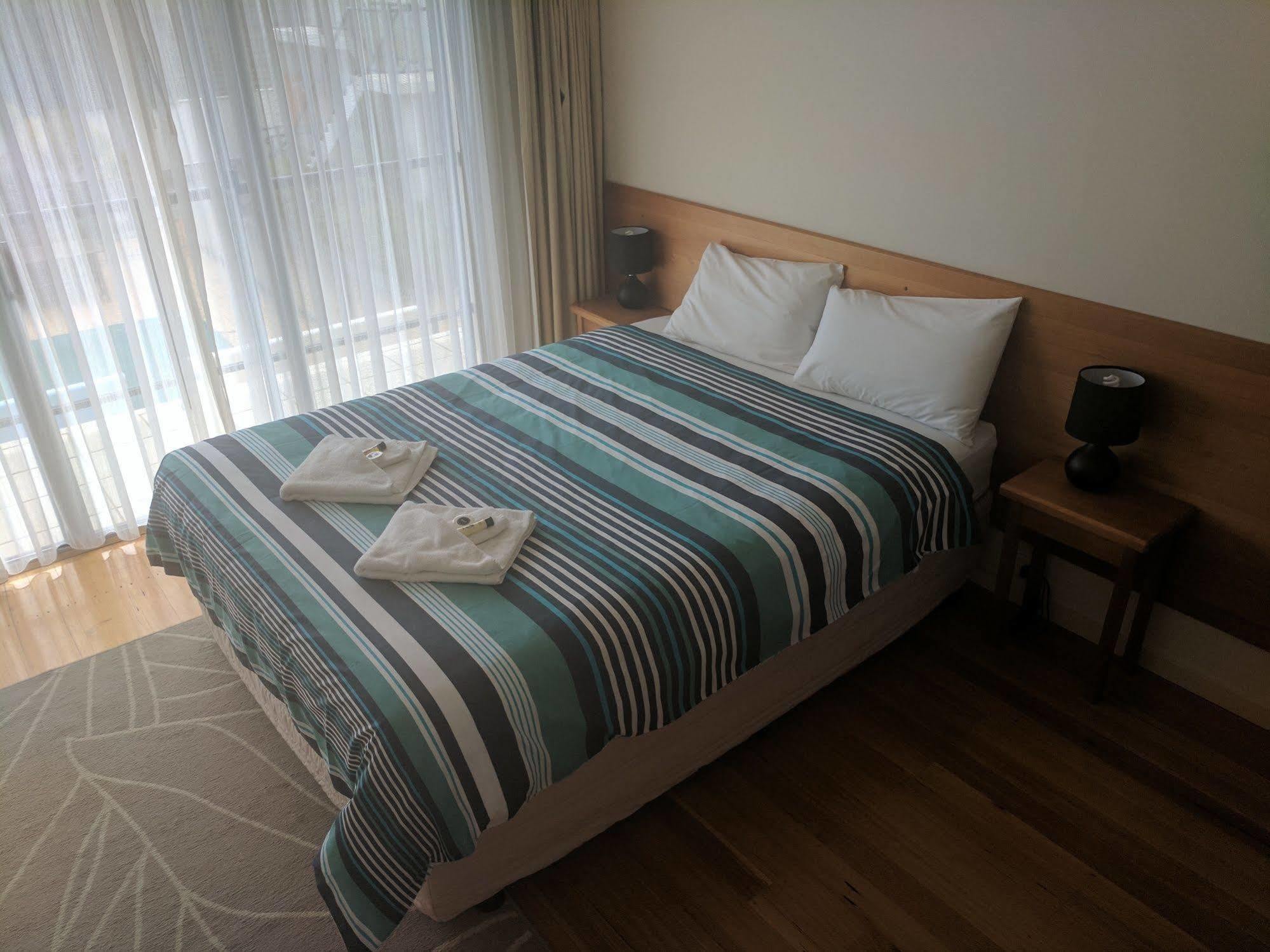 Metung Waters Motel And Apartments Zewnętrze zdjęcie